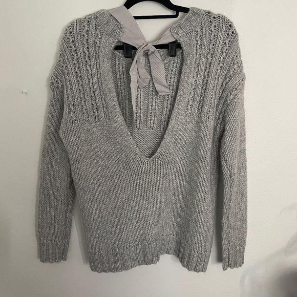 American Eagle Outfitters Sweaters - AEO American Eagle Outfitters Confetti Open Back Gray Sweater